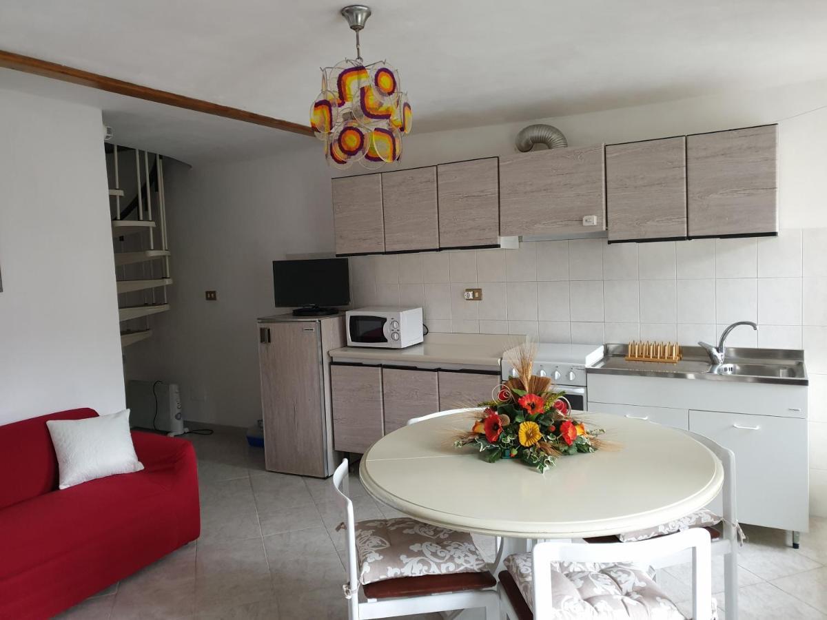 Casa Le Rondini Apartment Mezzenile ภายนอก รูปภาพ