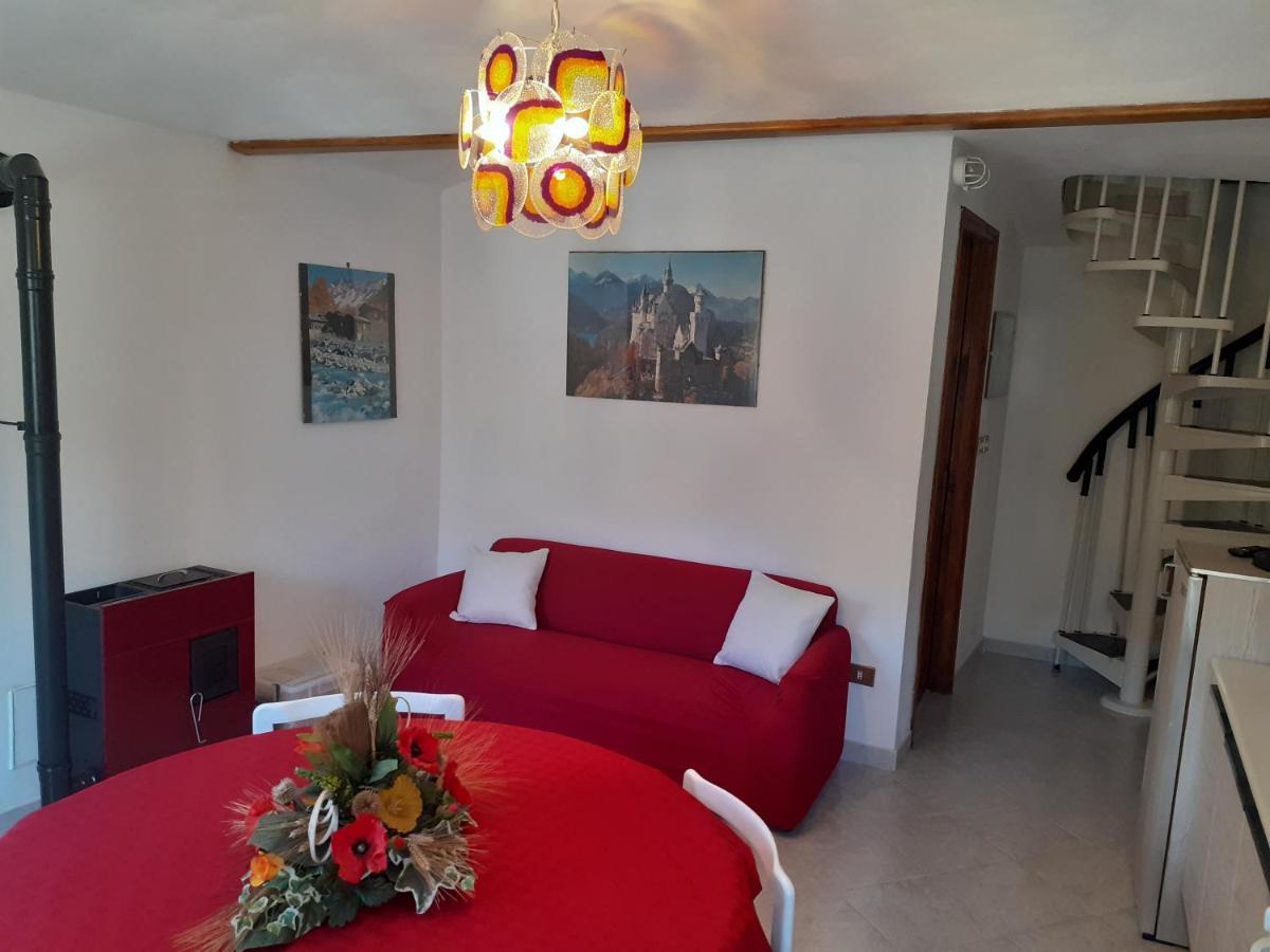 Casa Le Rondini Apartment Mezzenile ภายนอก รูปภาพ